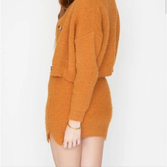 Callahan Revolve Genny Eyelash Fuzzy Knit Mini Skirt Amber Glow XS Fall - Picture 4 of 14